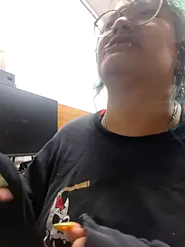 lucky-leah online show from 07/28/26, 03:35