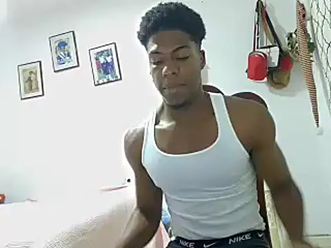 Snapshot of andrews2399 chatting on 01/08/25, 10:48 andrews2399 online show from 01/08/25, 10:48