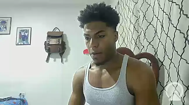 Snapshot of andrews2399 chatting on 01/16/25, 01:27 andrews2399 online show from 01/16/25, 01:27