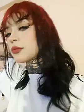 Snapshot of Isabella__dark chatting on 12/26/24, 10:09 Isabella dark online show from 12/26/24, 10:09