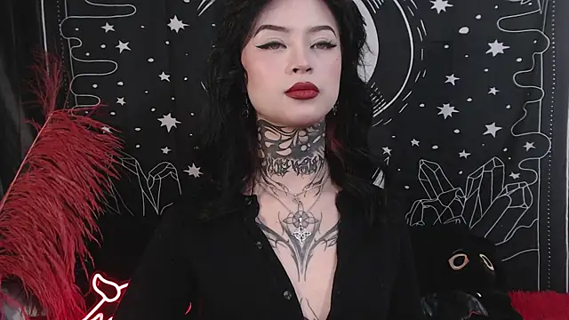 Snapshot of Isabella__dark chatting on 03/20/25, 11:12 Isabella dark online show from 03/20/25, 11:12