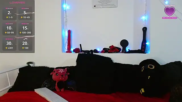 Isabella  dark online show from 09/25/25, 11:30