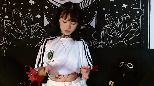 Isabella  dark online show from 11/09/25, 04:33