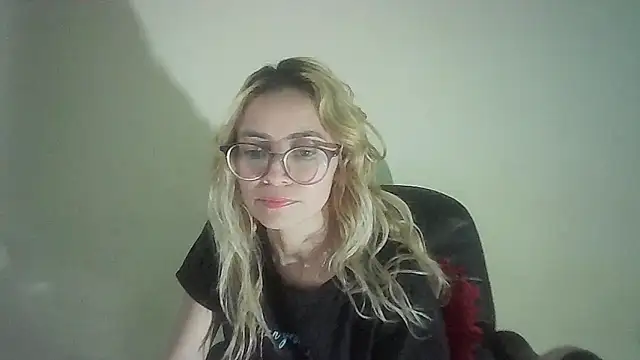 JuliaMack online show from 01/02/25, 08:35