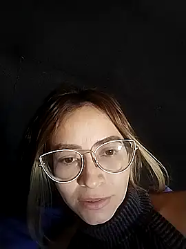 JuliaMack online show from 09/09/25, 05:23