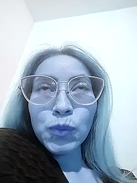 JuliaMack online show from 09/26/25, 06:39