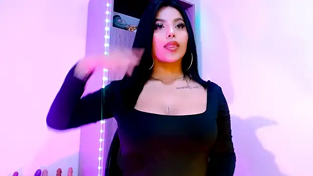 Candy beauty online show from 05/15/26, 01:51