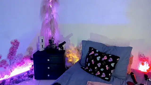 Jeanineescott online show from 01/14/25, 03:57