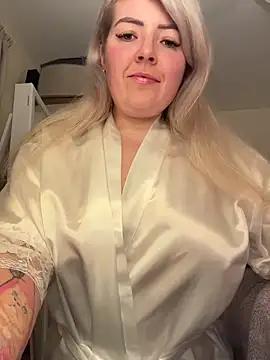 xxcurvyjessiexx online show from 12/02/25, 08:04