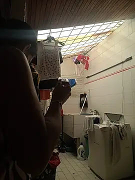 NATALIA MAGICK online show from 11/04/25, 04:17