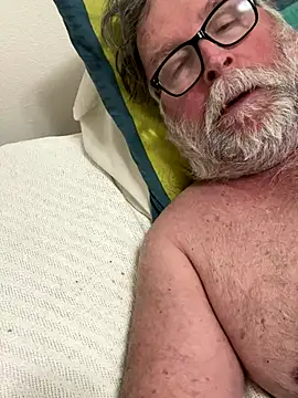 Snapshot of Drummajor chatting on 10/04/25, 03:59 Drummajor online show from 10/04/25, 03:59