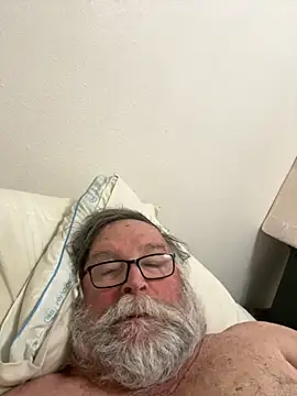 Snapshot of Drummajor chatting on 11/06/25, 05:19 Drummajor online show from 11/06/25, 05:19