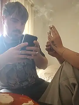 Snapshot of Dracomf chatting on 11/08/25, 02:50 Dracomf online show from 11/08/25, 02:50