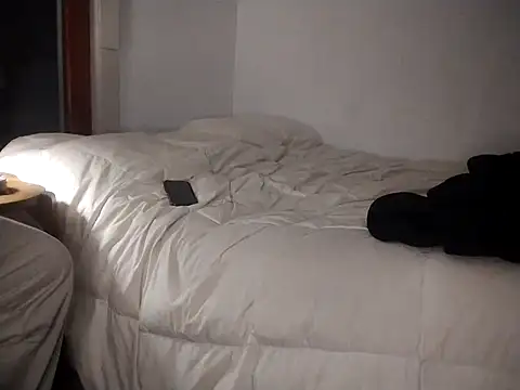 Snapshot of Dracomf chatting on 11/09/25, 04:22 Dracomf online show from 11/09/25, 04:22