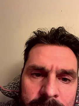 Snapshot of TB1977DK chatting on 01/19/26, 12:03 TB1977DK online show from 01/19/26, 12:03