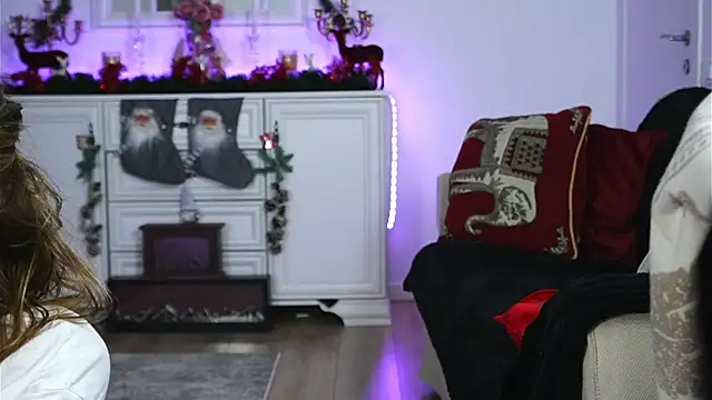 Snapshot of ivyleague_ chatting on 12/02/25, 04:40 ivyleague online show from 12/02/25, 04:40