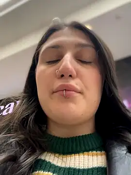 Snapshot of JessiMur chatting on 10/13/25, 03:50 JessiMur online show from 10/13/25, 03:50