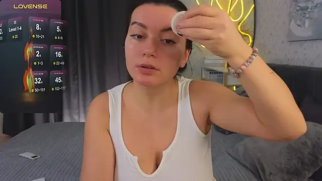 YourSweetDream  online show from 03/09/25, 07:45