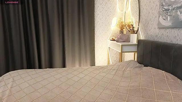 YourSweetDream  online show from 10/11/25, 08:24