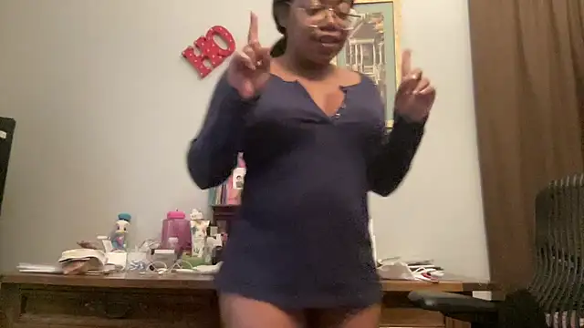 MommyConfident online show from 11/13/25, 03:22