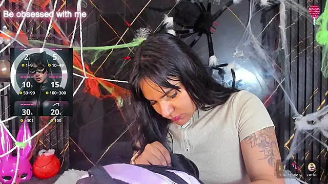 Snapshot of Kagome01 chatting on 10/30/25, 12:39 Kagome01 online show from 10/30/25, 12:39