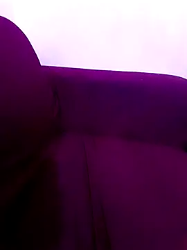 Incognito couple in mask online show from 02/17/25, 10:58