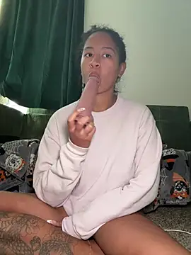 VanessaBling online show from 07/18/26, 03:05