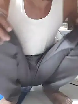 Snapshot of Burhade-- chatting on 12/29/24, 02:42 Burhade-- online show from 12/29/24, 02:42