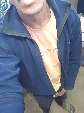 Snapshot of Burhade-- chatting on 01/12/25, 01:42 Burhade-- online show from 01/12/25, 01:42