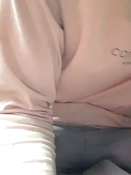 Snapshot of Burhade-- chatting on 01/12/25, 04:52 Burhade-- online show from 01/12/25, 04:52