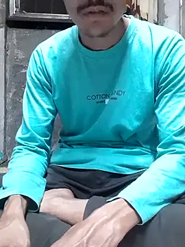 Snapshot of Burhade-- chatting on 09/22/25, 03:03 Burhade-- online show from 09/22/25, 03:03