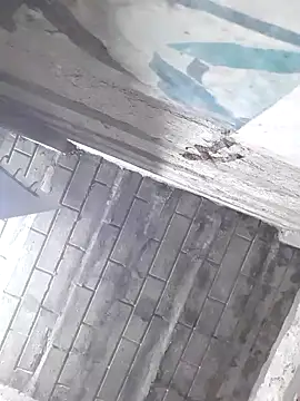 Snapshot of Burhade-- chatting on 09/29/25, 12:27 Burhade-- online show from 09/29/25, 12:27