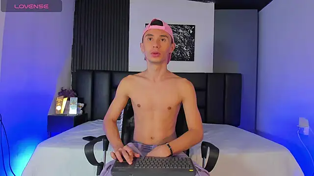 Snapshot of Jotastevensxx chatting on 02/13/25, 11:50 Jotastevensxx online show from 02/13/25, 11:50