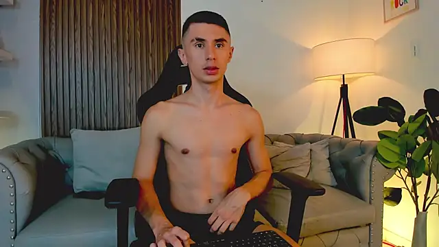 Snapshot of Jotastevensxx chatting on 11/08/25, 07:56 Jotastevensxx online show from 11/08/25, 07:56