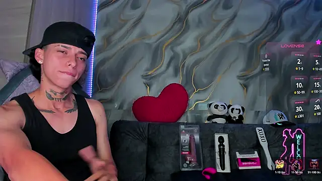 AmberAdams  online show from 06/12/26, 04:00