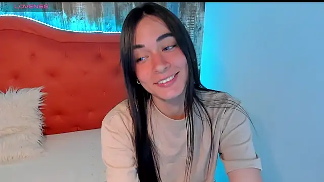 Emma Sophia2 online show from 02/11/25, 07:44