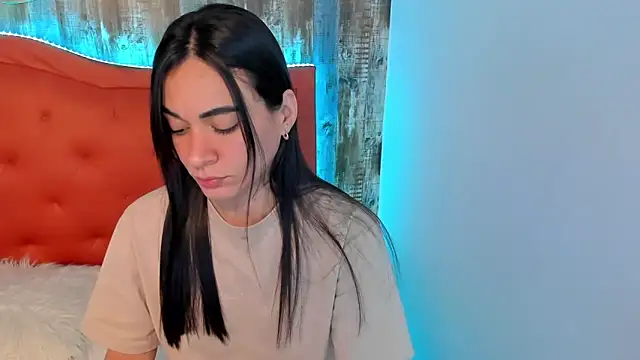 Emma Sophia2 online show from 02/26/25, 08:15