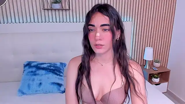 Emma Sophia2 online show from 09/09/25, 05:29