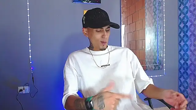 Liam lee online show from 06/11/26, 09:35