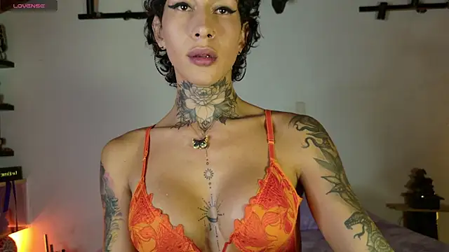 Juana 777 online show from 08/01/26, 03:17