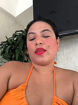 Francesca ferrari online show from 02/24/25, 08:14