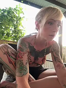 haileyhope  online show from 07/05/26, 04:47