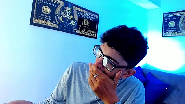 TylerWhite  online show from 01/08/25, 02:57