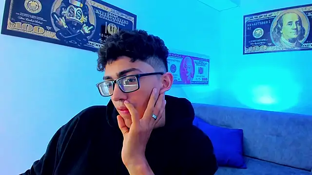 TylerWhite  online show from 01/14/25, 06:34
