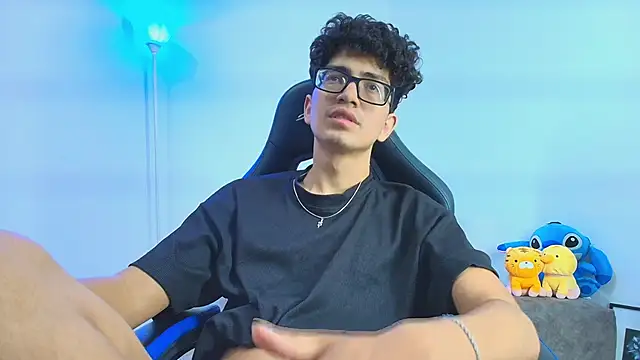 TylerWhite  online show from 10/25/25, 03:25