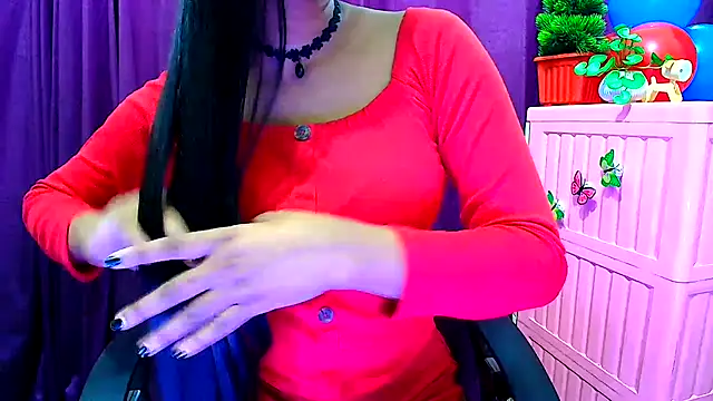 Snapshot of Kashish_11 chatting on 12/25/24, 10:50 Kashish 11 online show from 12/25/24, 10:50
