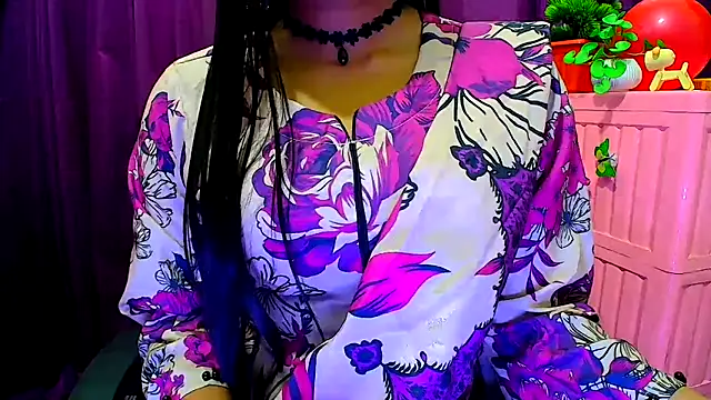 Snapshot of Kashish_11 chatting on 12/29/24, 06:27 Kashish 11 online show from 12/29/24, 06:27