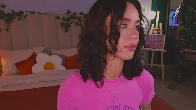 Snapshot of Meow_Nancy chatting on 07/19/26, 05:11 Meow Nancy online show from 07/19/26, 05:11