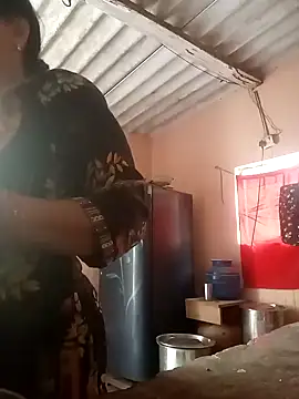 Snapshot of sakshisutra chatting on 11/23/25, 06:35 sakshisutra online show from 11/23/25, 06:35