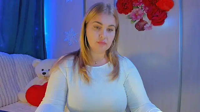 CoraSwon online show from 01/29/25, 05:02